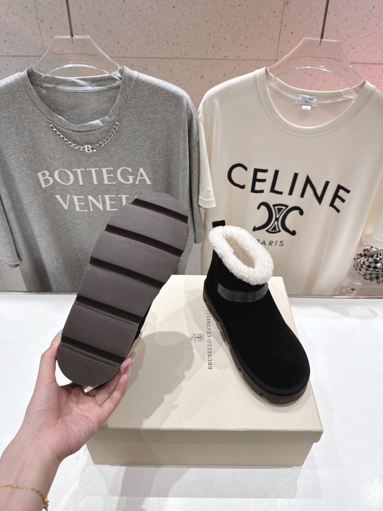 Уггі жіночі фото 9