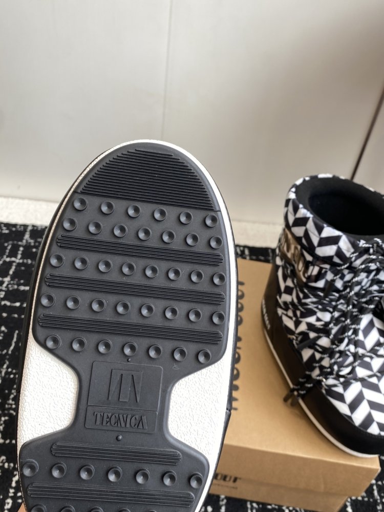 Уггі жіночі фото 9