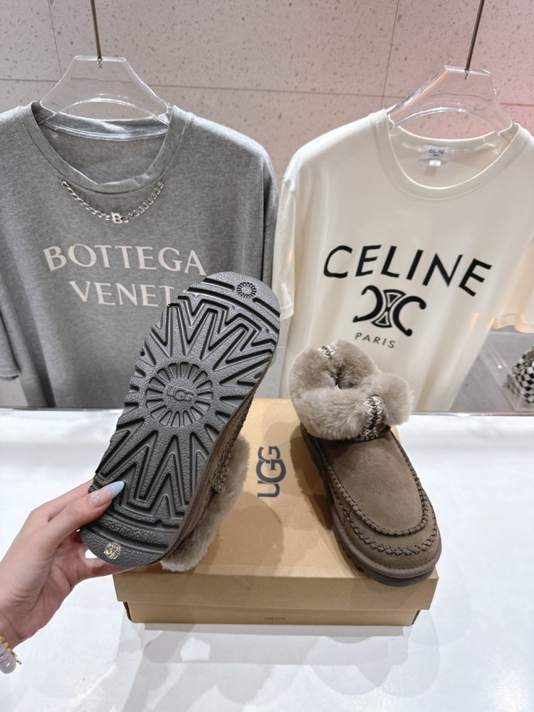 Уггі жіночі фото 9