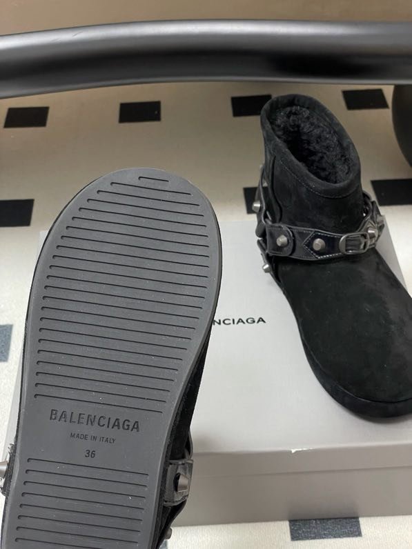 Уггі жіночі фото 9