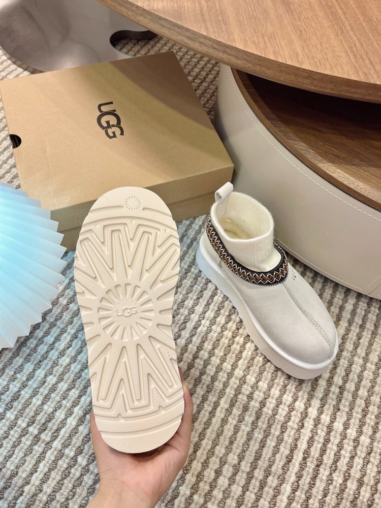 Ugg boots women's фото 9