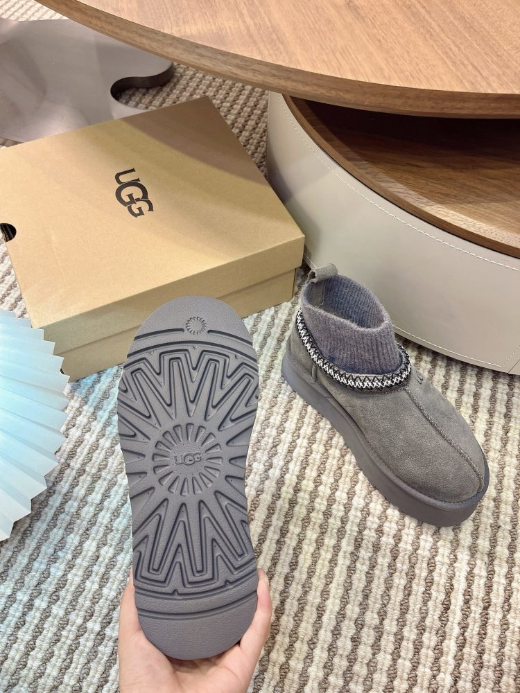 Ugg boots women's фото 9