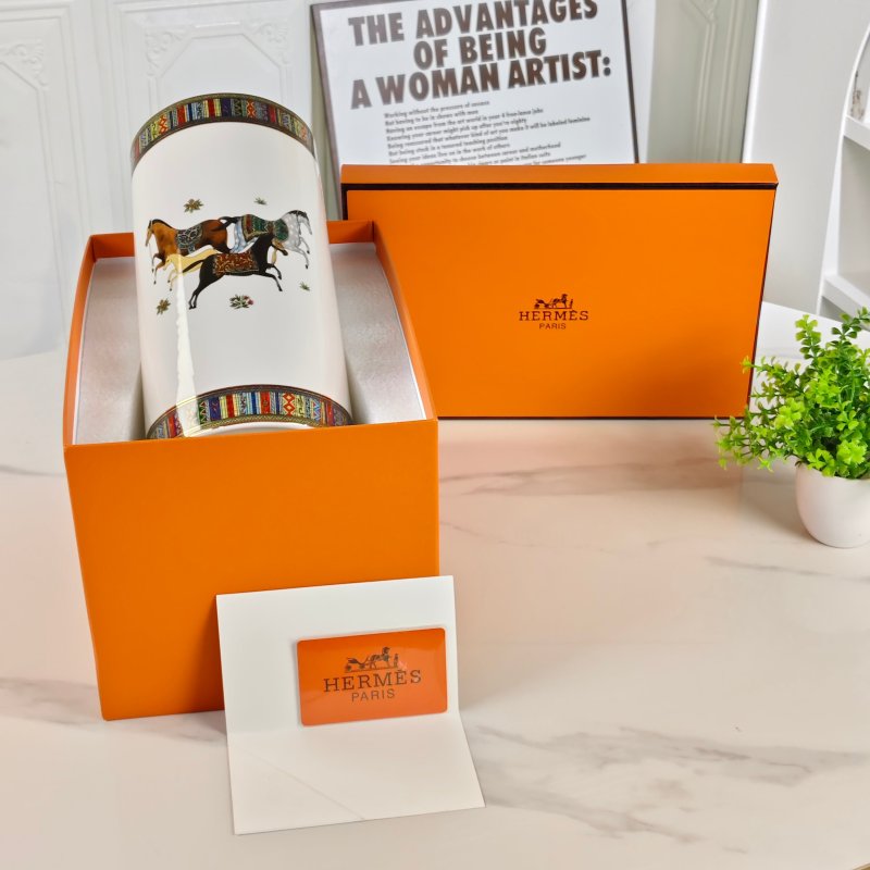 Vase of bone porcelain