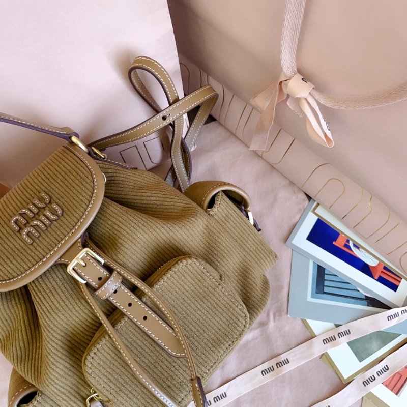 Вельветовый рюкзак женский 22 см фото 5