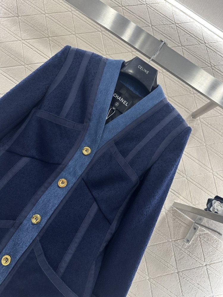 Винтажное шерстяное пальто из лоскутков джинсовой ткани фото 3