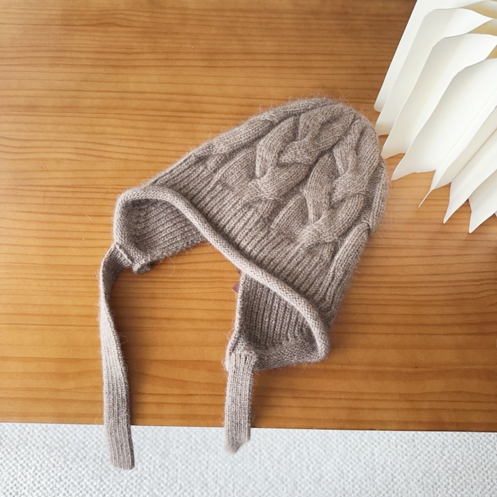 В'язана вовняна шапка фото 4