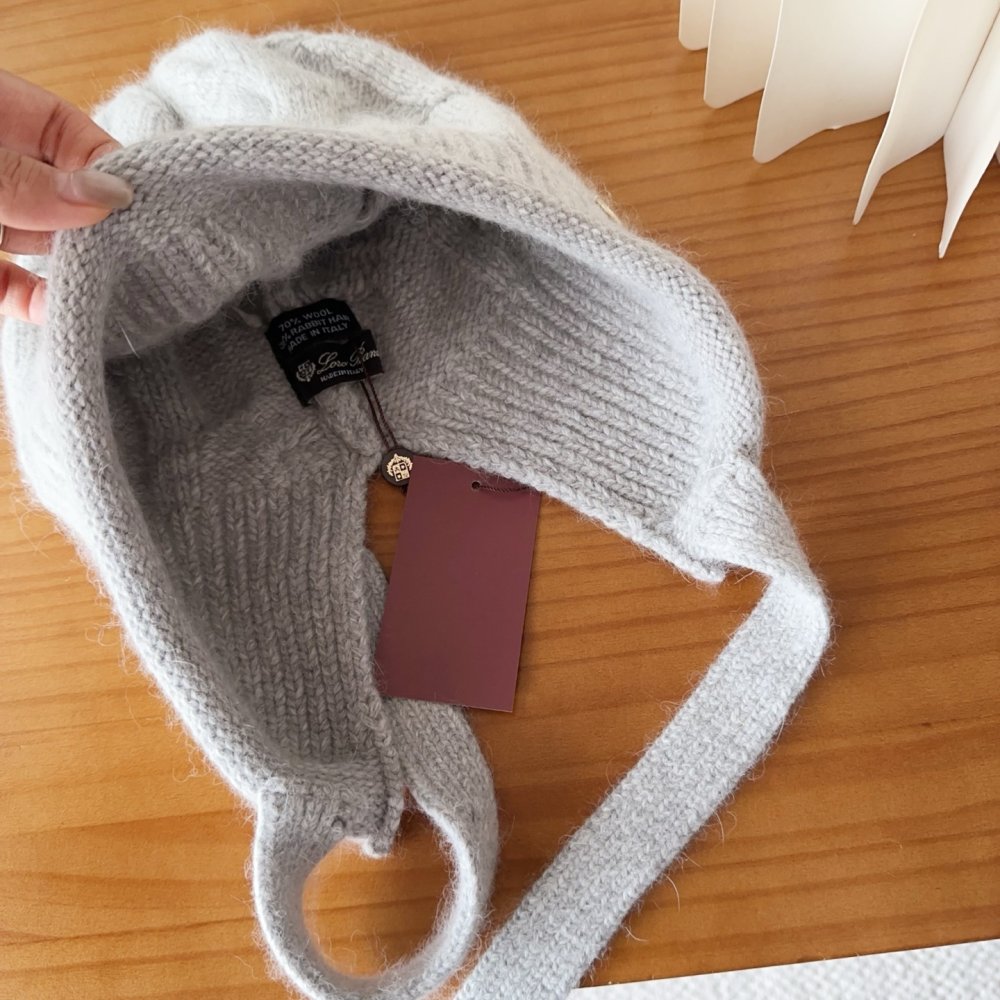 В'язана вовняна шапка фото 6