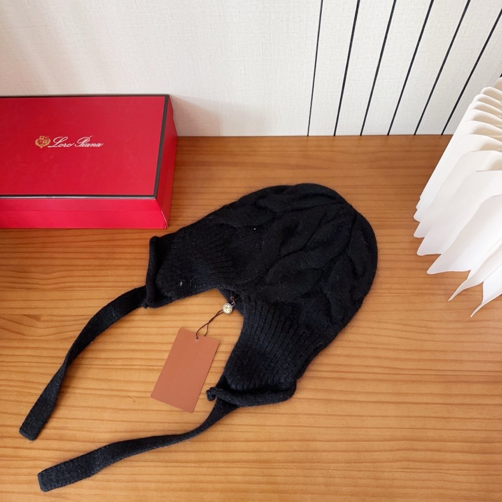 В'язана вовняна шапка фото 6