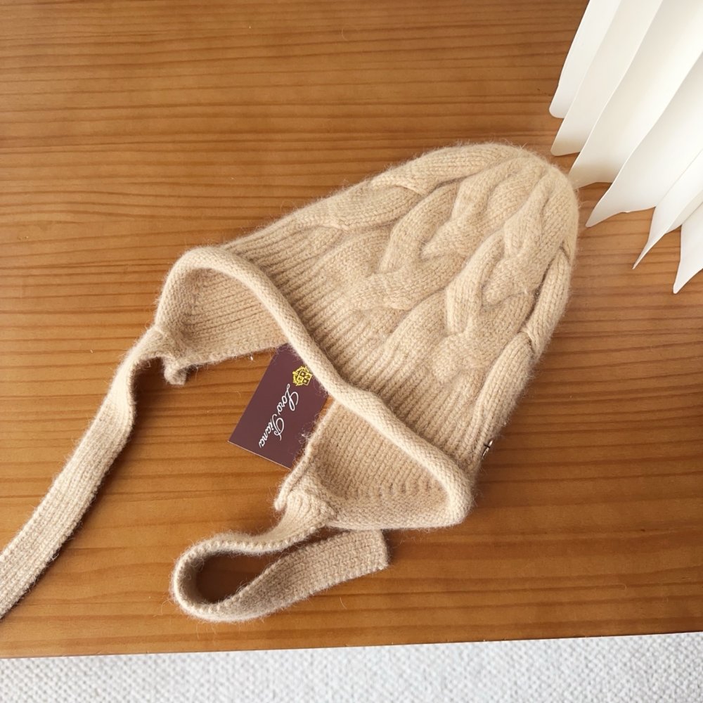 В'язана вовняна шапка фото 8