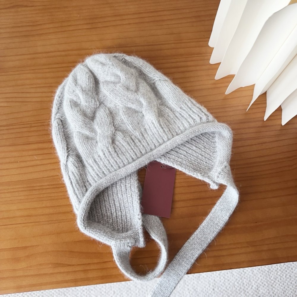 В'язана вовняна шапка фото 8