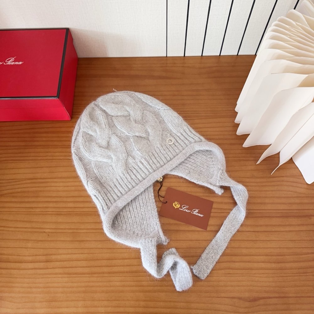 В'язана вовняна шапка фото 8