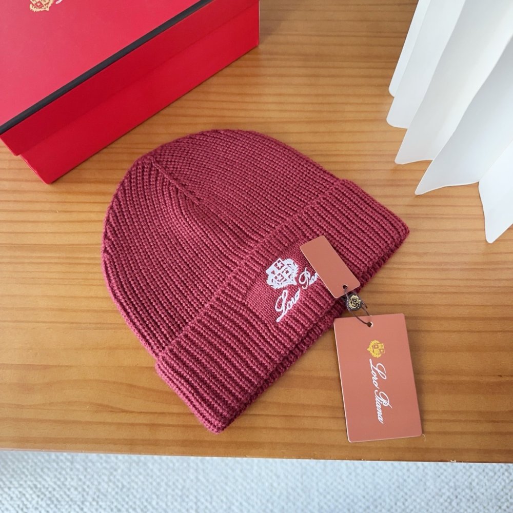 В'язана вовняна шапка фото 8