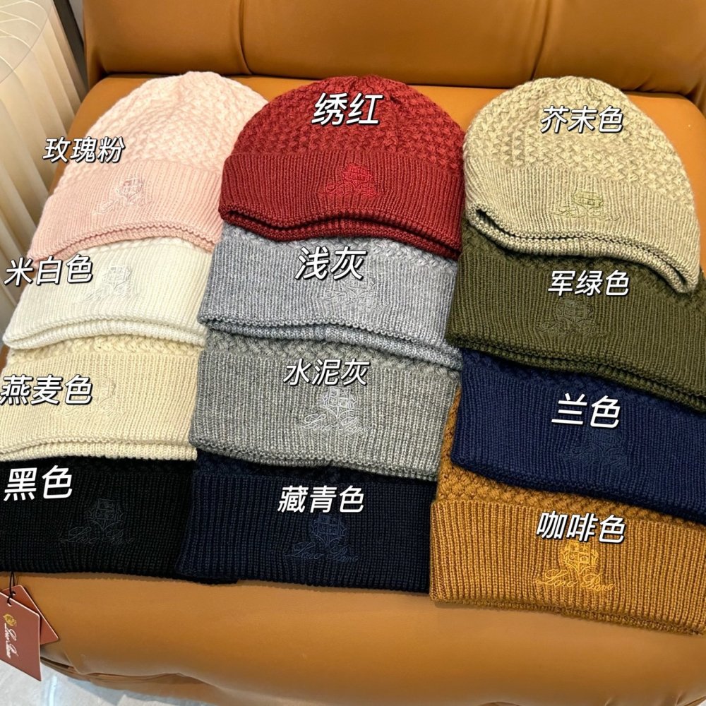 В'язана вовняна шапка фото 9