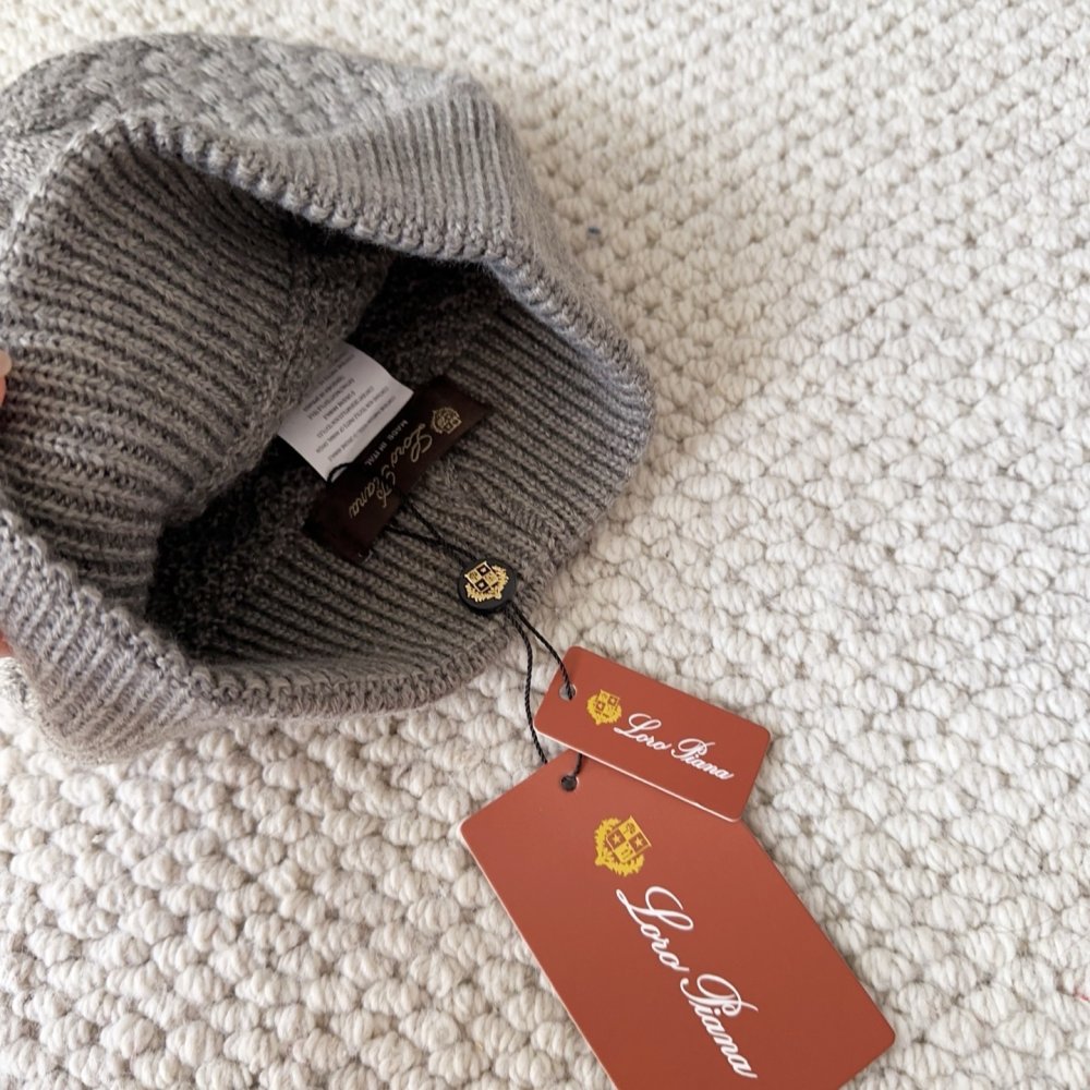 В'язана вовняна шапка фото 9