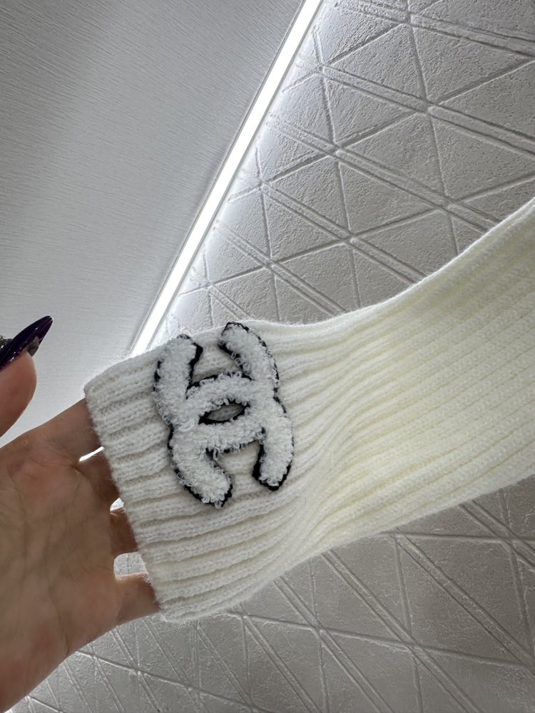 В'язана шуба з коміром в стилі печворк фото 8