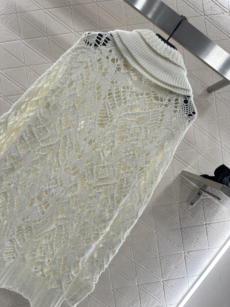 Вязаное кружевное платье фото 8