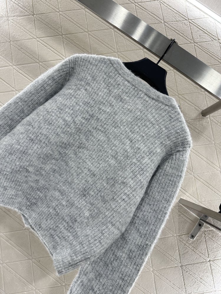 Вязаный кардиган с бисером фото 4