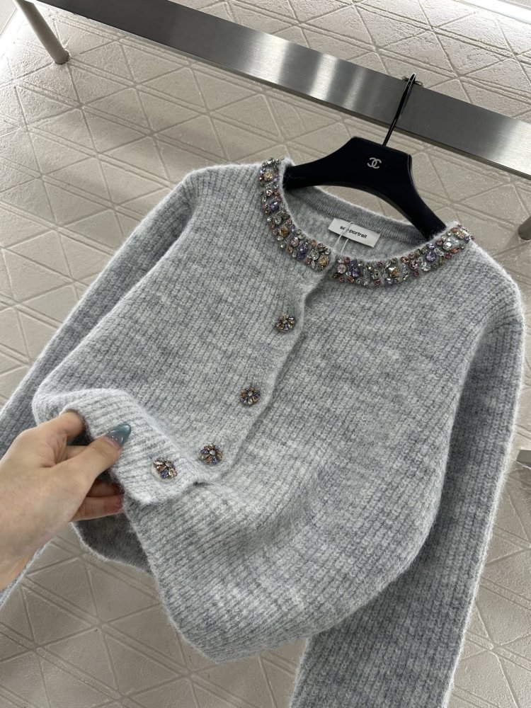 Вязаный кардиган с бисером фото 6