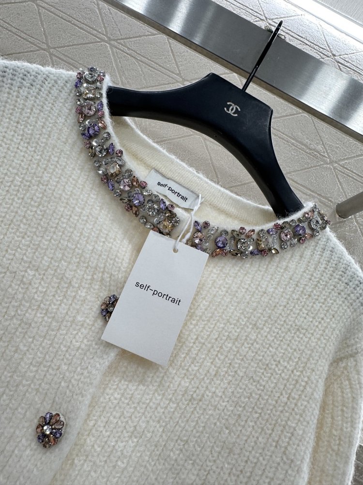 Вязаный кардиган с бисером фото 7