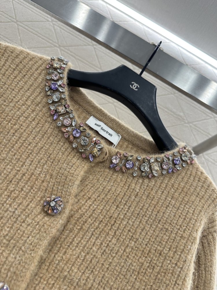 Вязаный кардиган с бисером фото 8