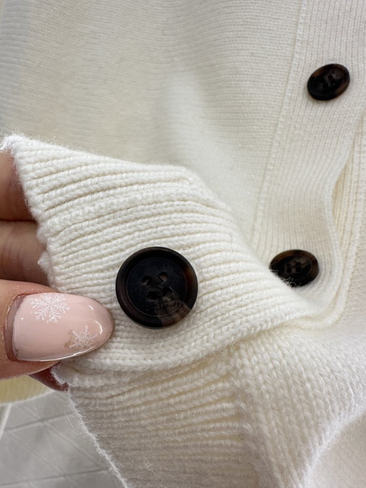 Вязаный кардиган с цепочкой и карманом фото 6