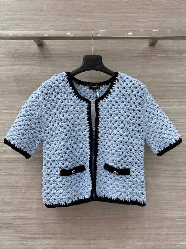 Вязаный кардиган с короткими рукавами