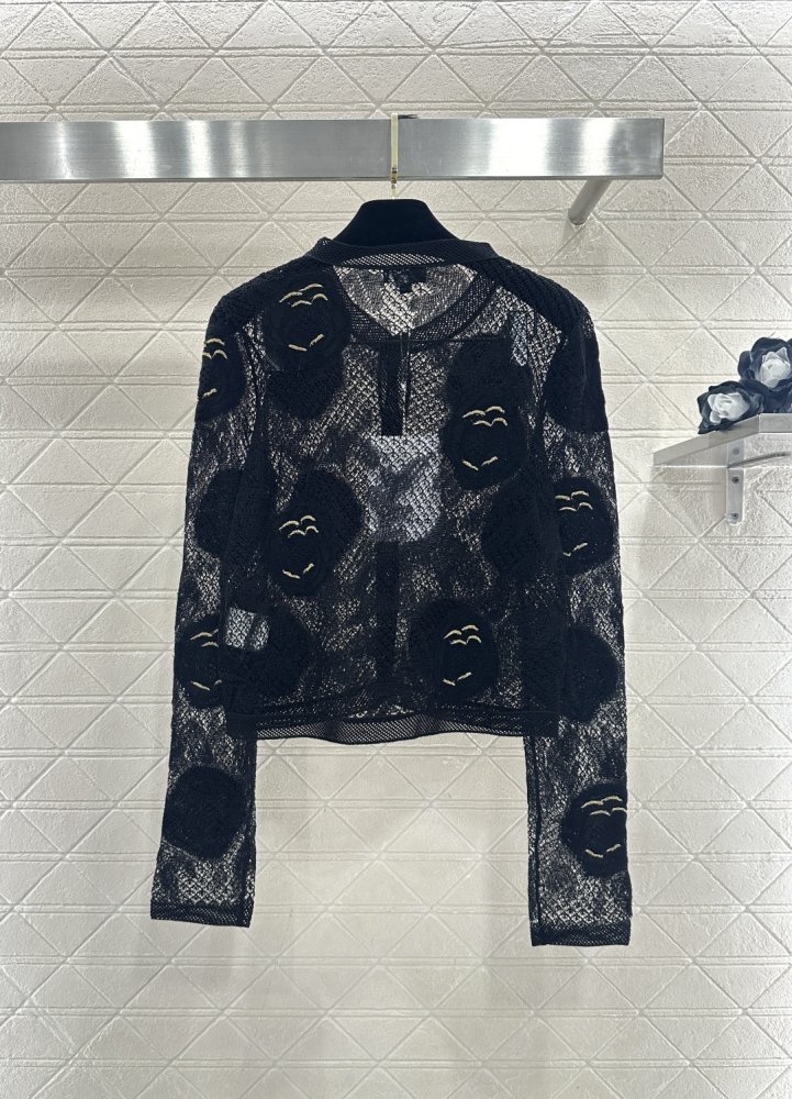 В'язаний кардиган з об'ємної ажурною квіткової вишивкою фото 2