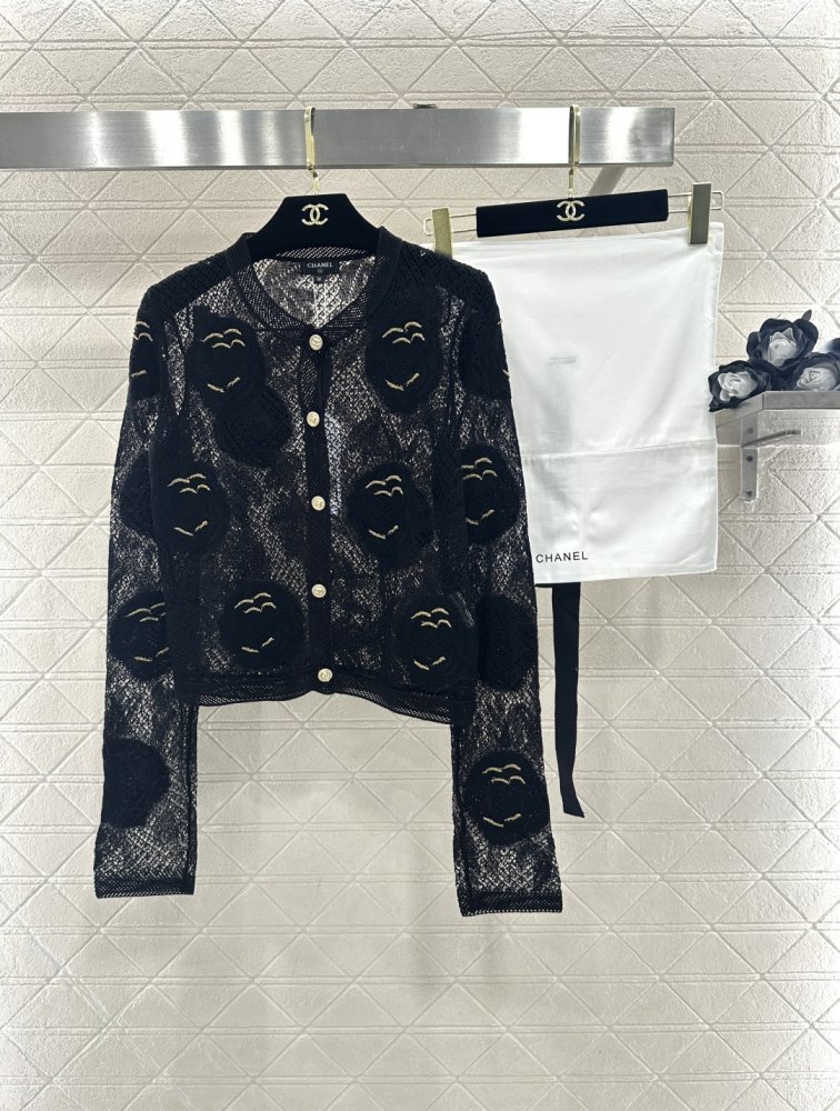 В'язаний кардиган з об'ємної ажурною квіткової вишивкою фото 3