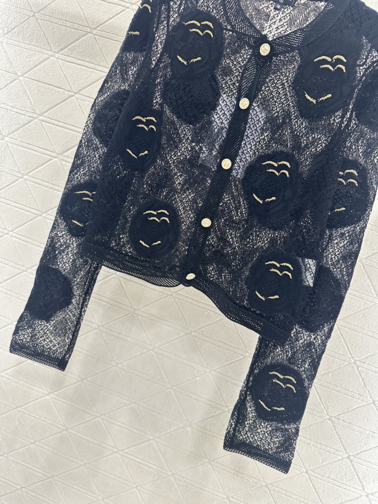 В'язаний кардиган з об'ємної ажурною квіткової вишивкою фото 5