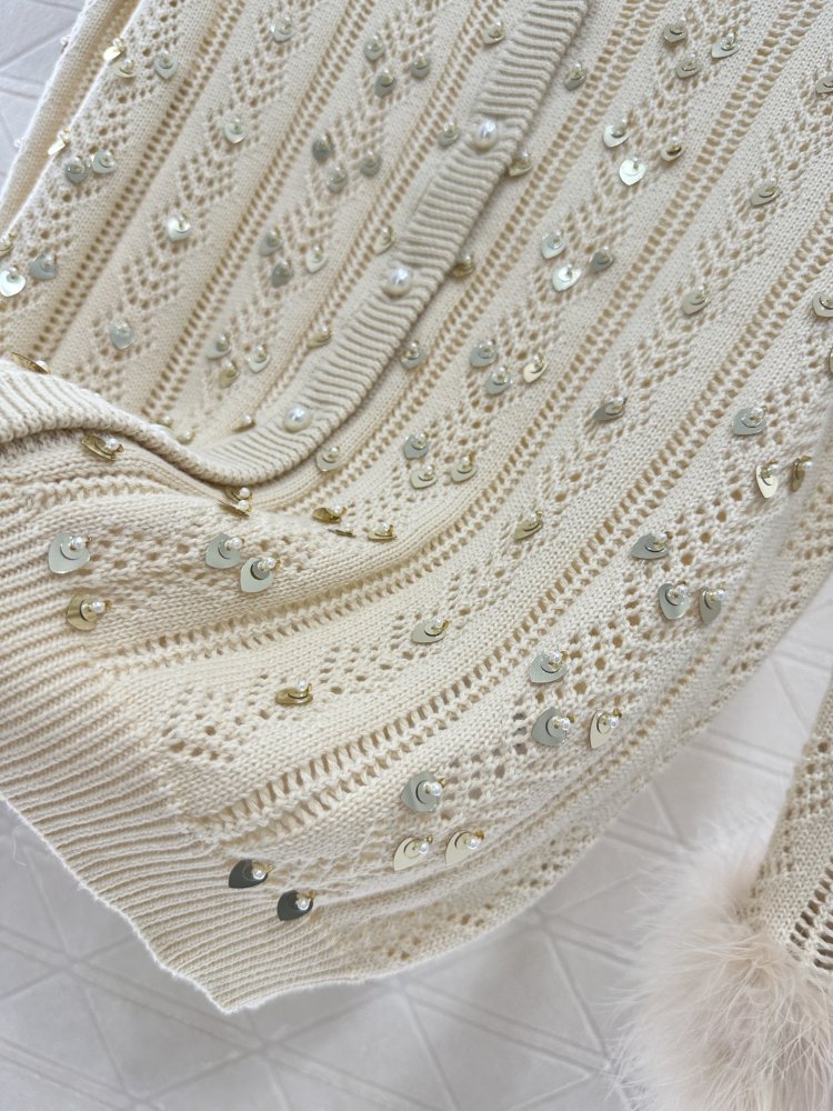 Вязаный кардиган с перьями и бисером фото 8