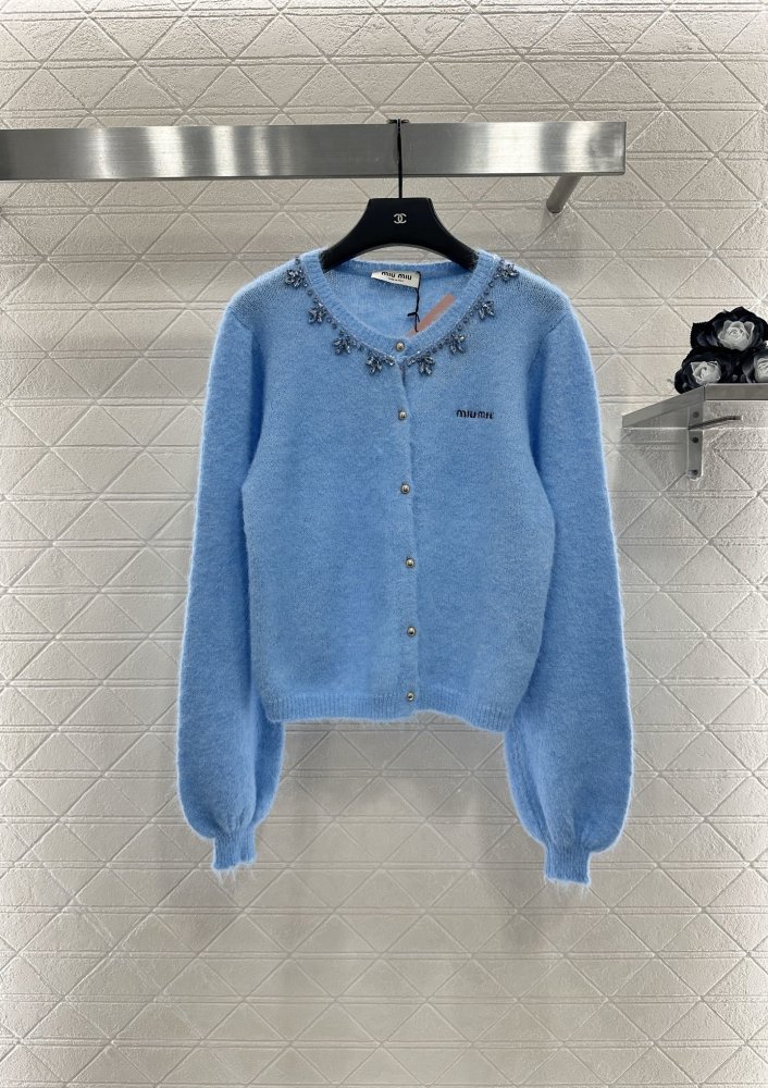 Вязаный кардиган со стразами