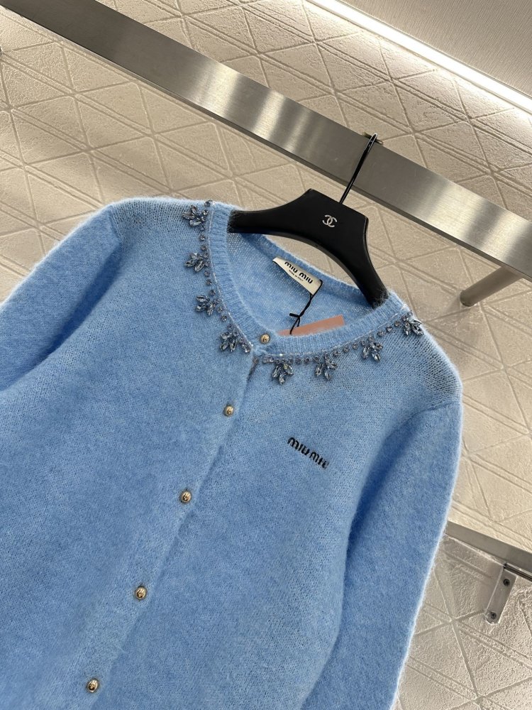 Вязаный кардиган со стразами фото 3