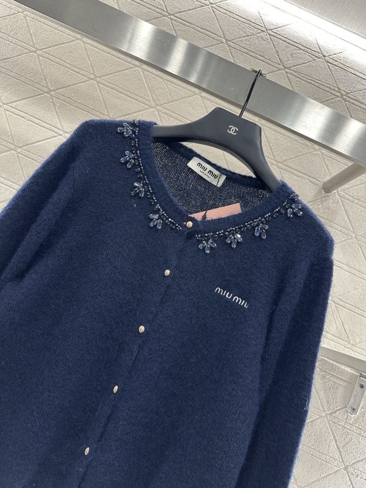 Вязаный кардиган со стразами фото 3