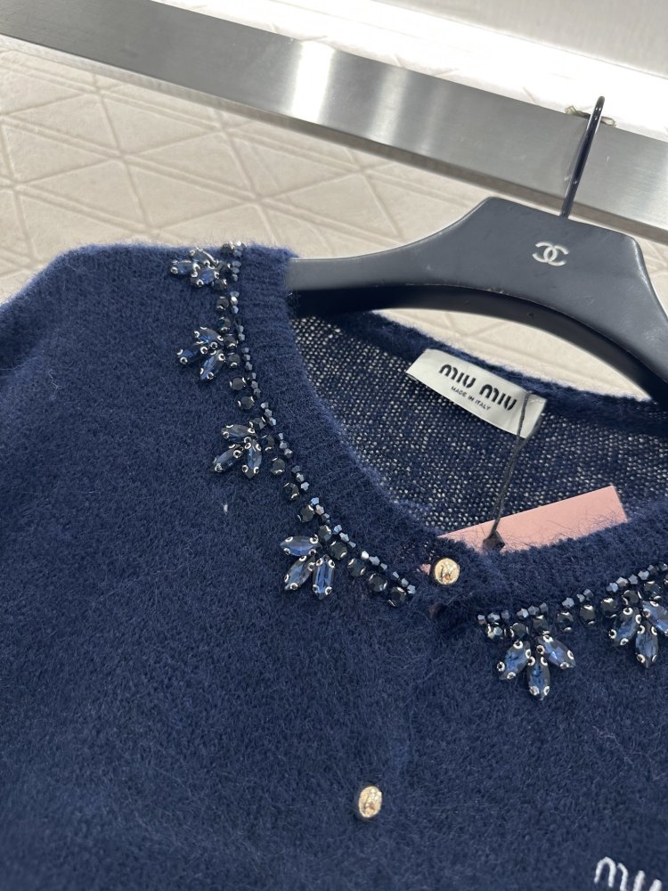 Вязаный кардиган со стразами фото 7