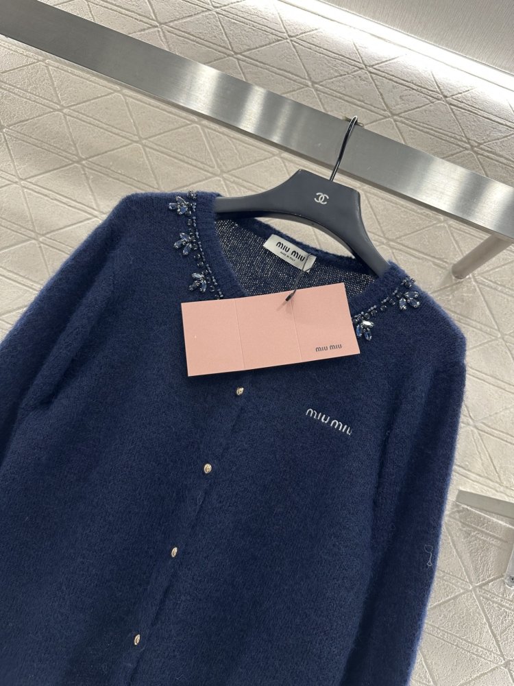 Вязаный кардиган со стразами фото 8