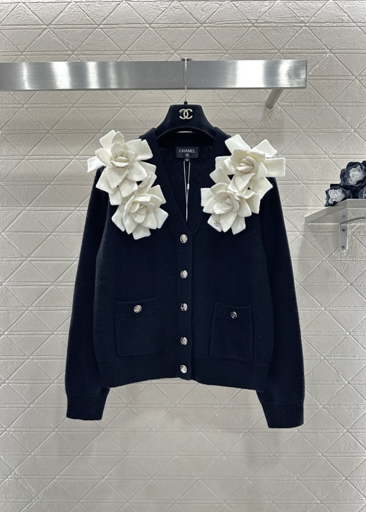 Вязаный кардиган женский