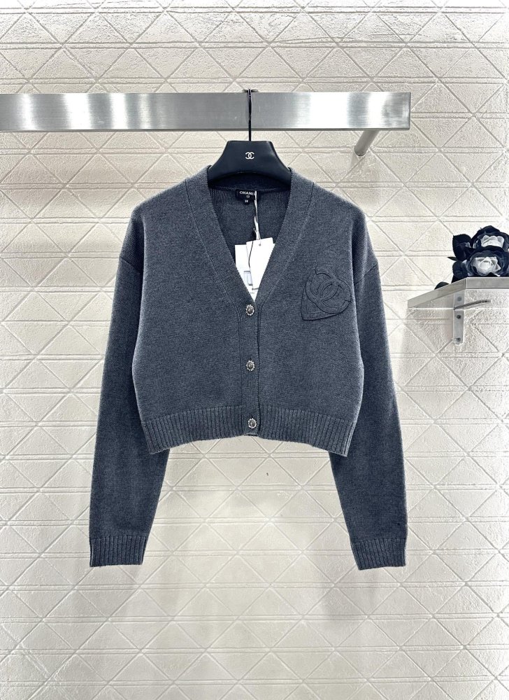 Вязаный кардиган