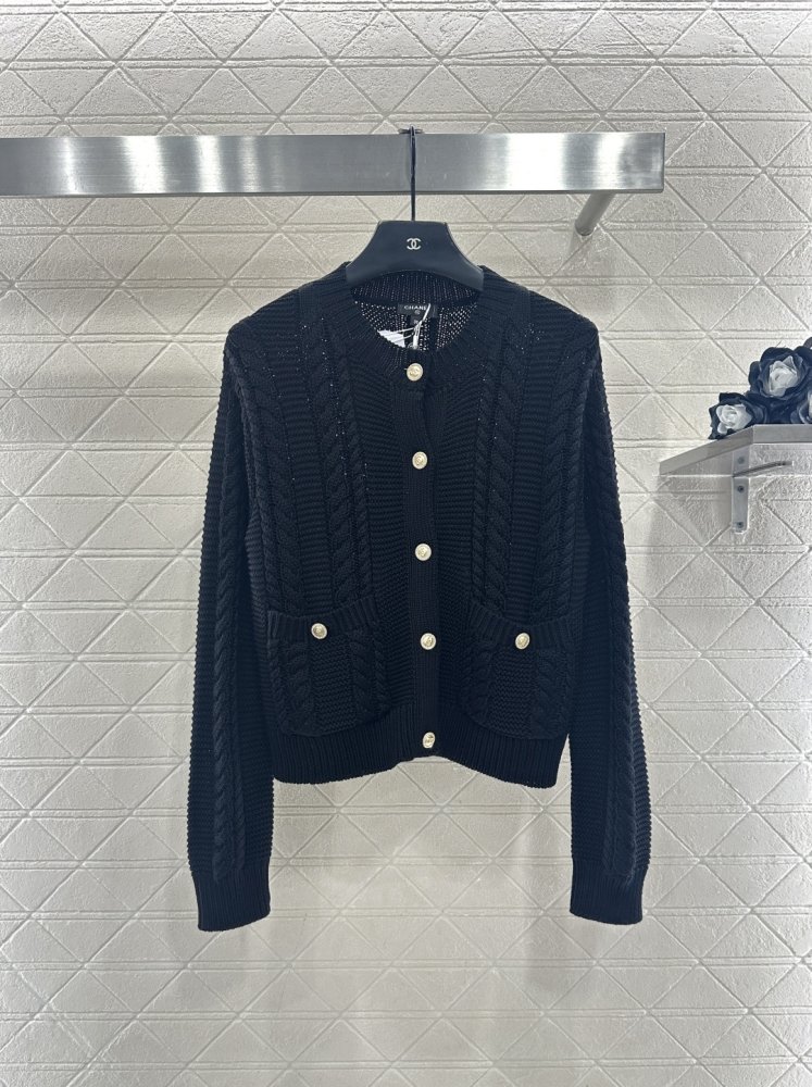 Вязаный кардиган