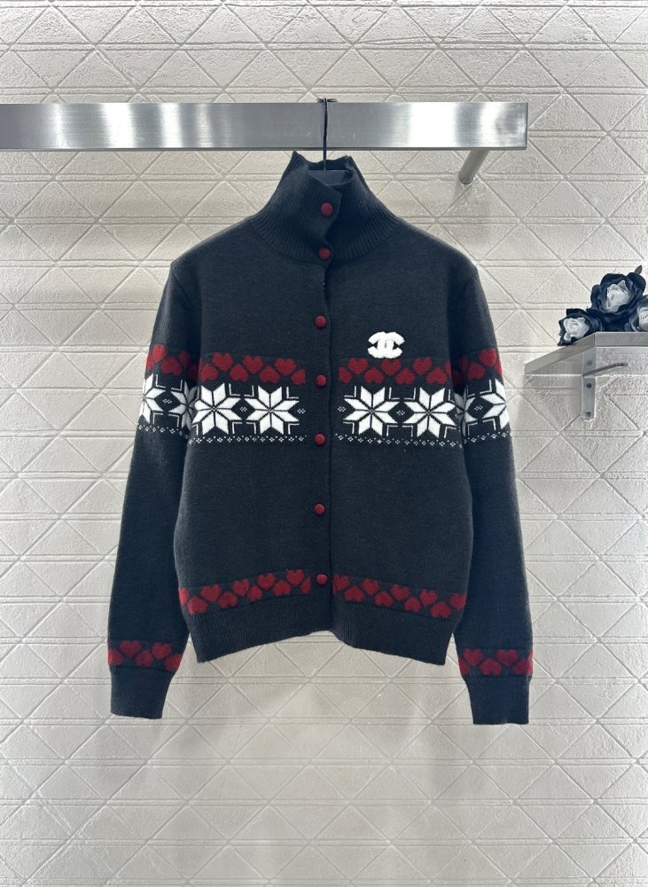 Вязаный кардиган