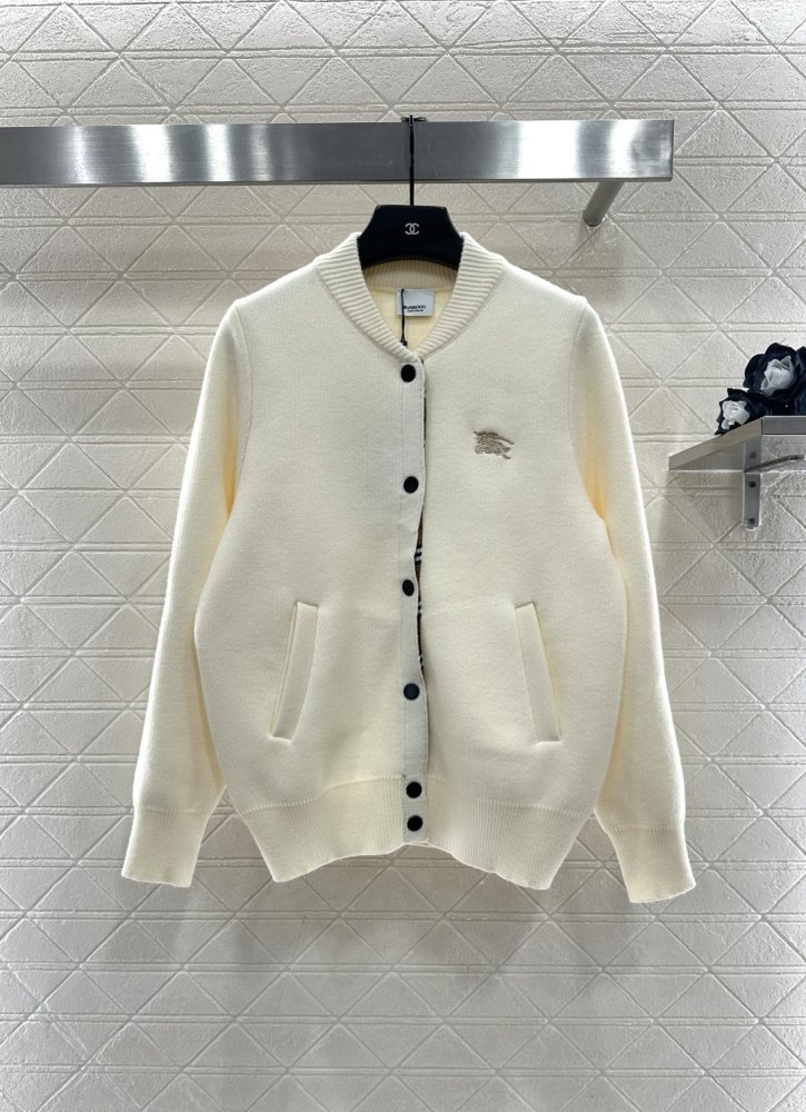 В'язаний кардиган