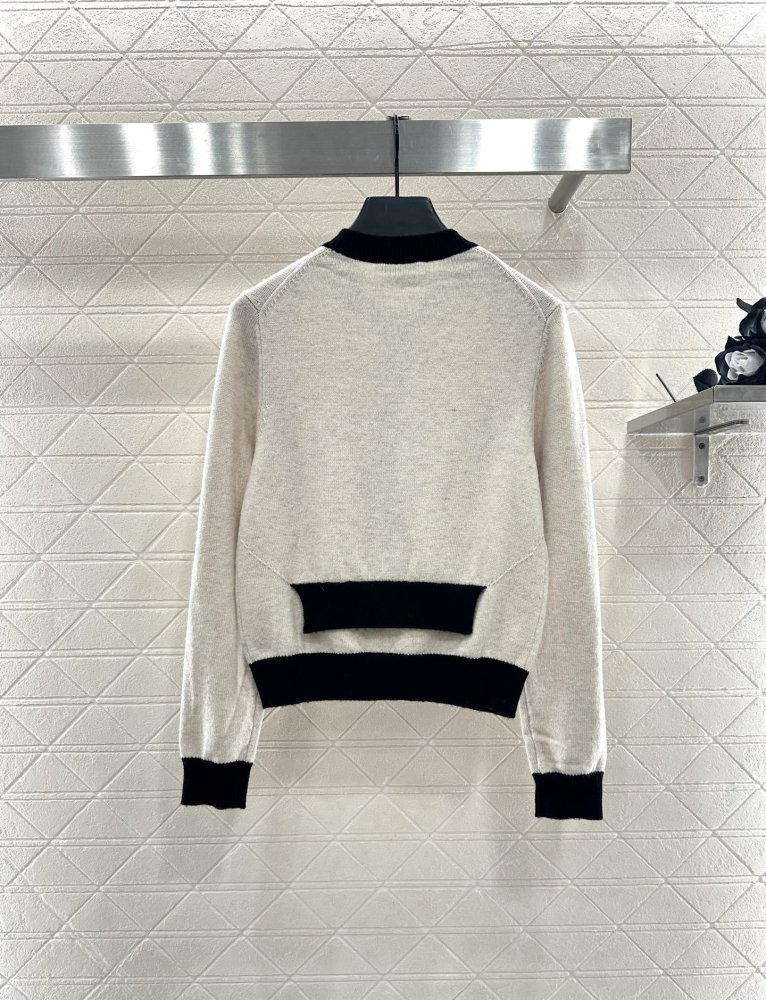 Knitted cardigan фото 2