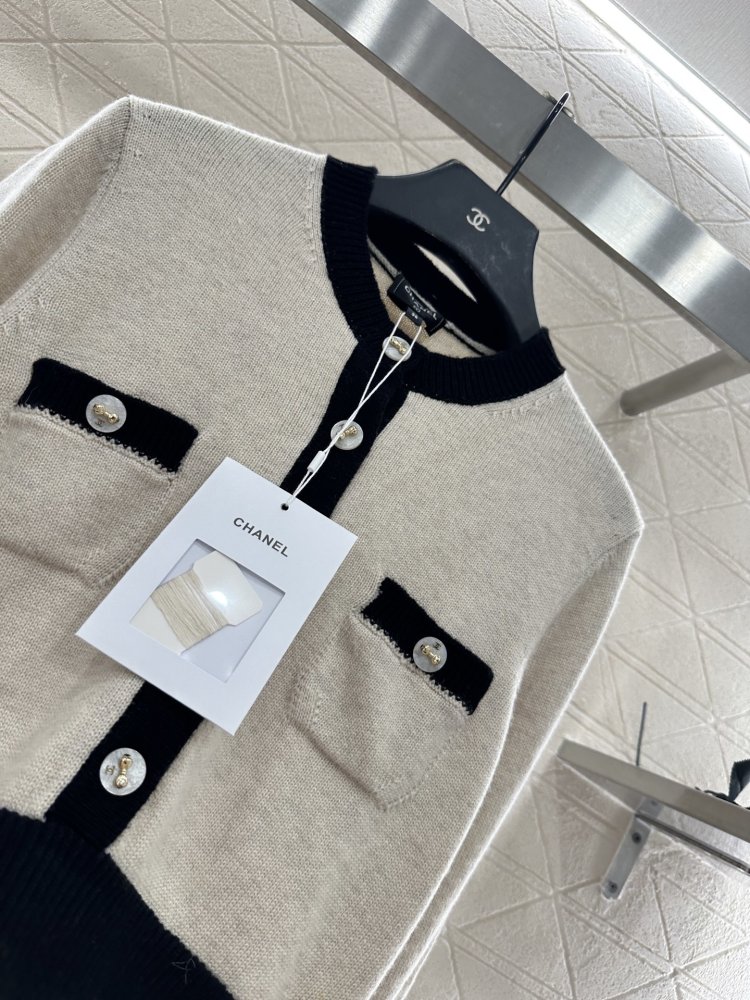 Knitted cardigan фото 3