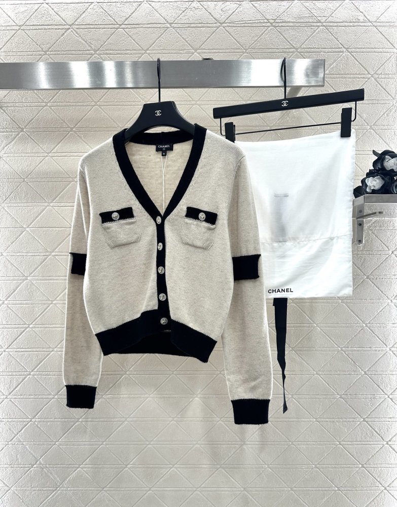 Knitted cardigan фото 3