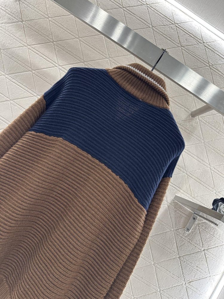 Knitted cardigan фото 4