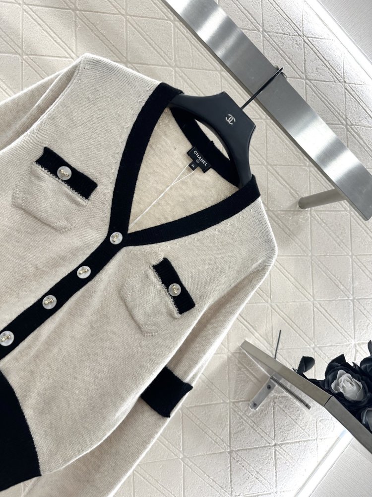 Knitted cardigan фото 5