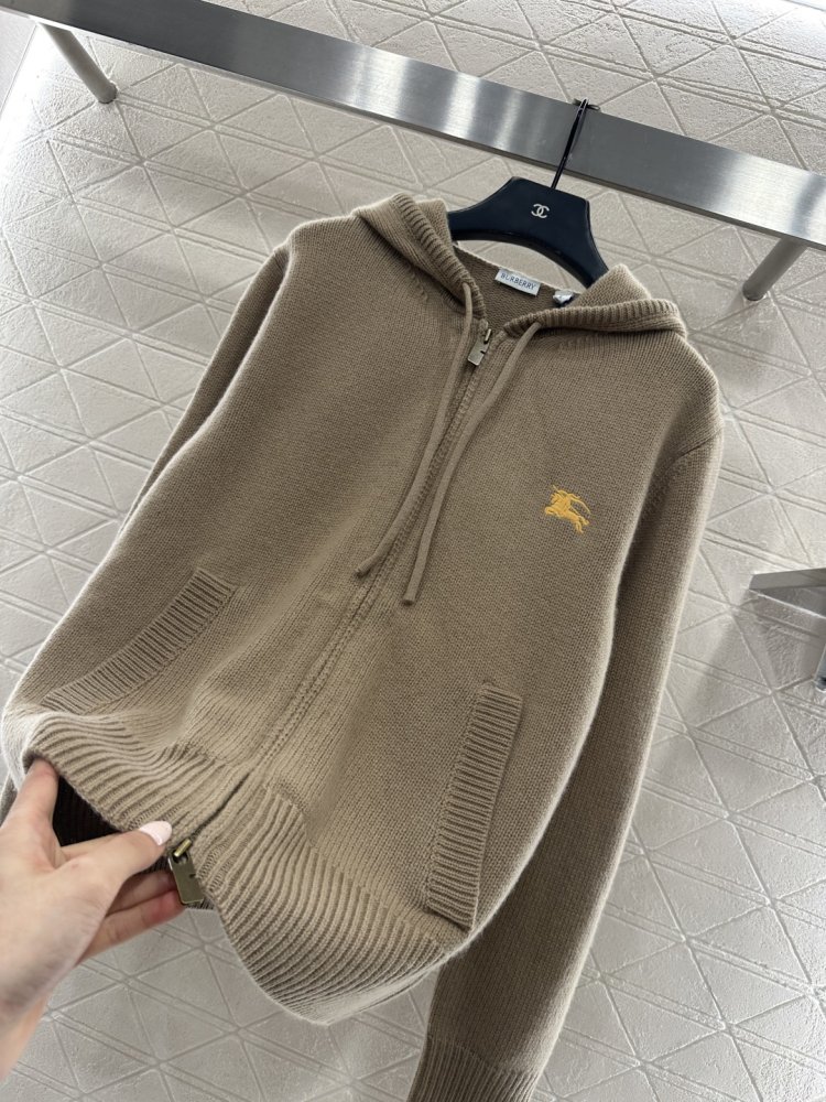 В'язаний кардиган фото 6