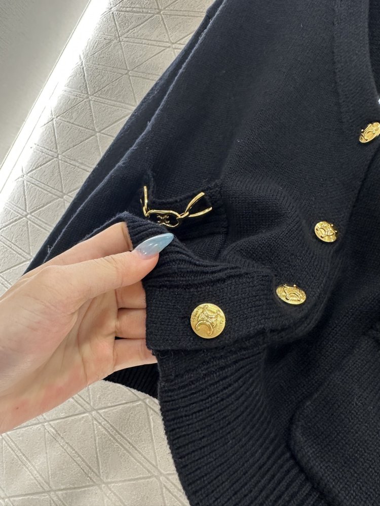 В'язаний кардиган фото 7