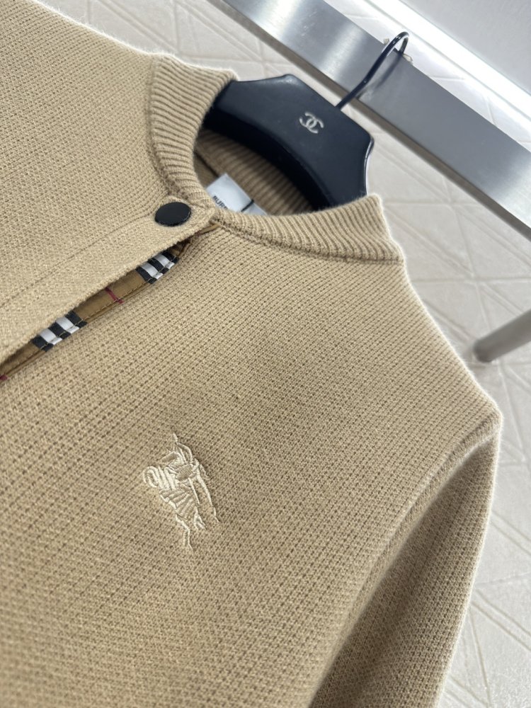 Knitted cardigan фото 7