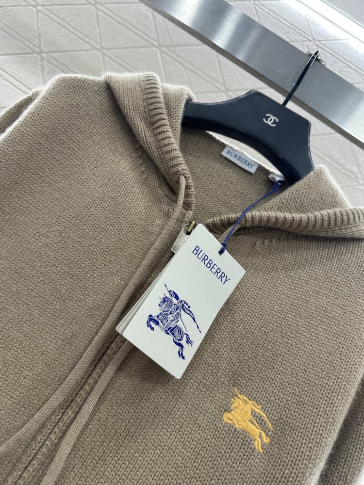 В'язаний кардиган фото 7