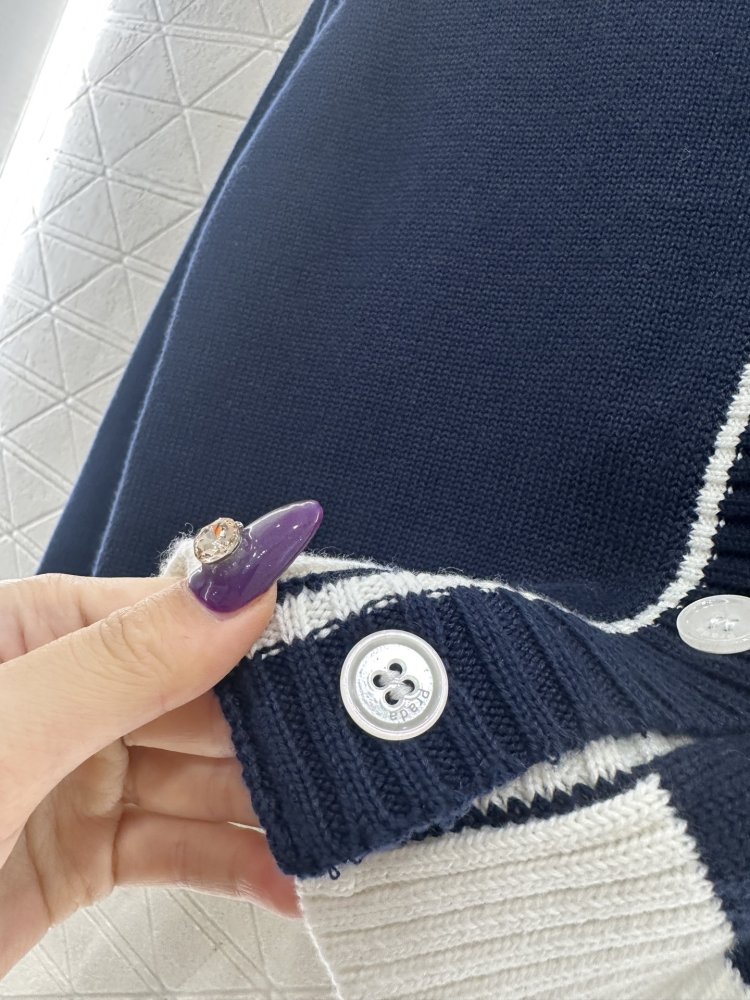 В'язаний кардиган фото 8